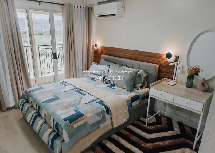 Work-Friendly Mountain-View Condo Near Sm Seaside